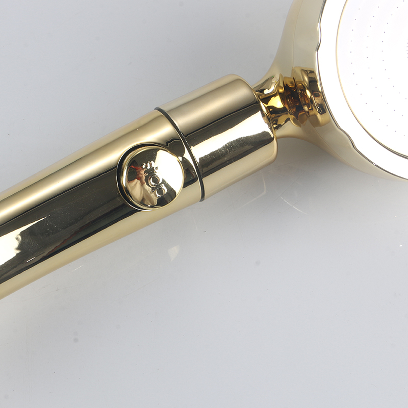 Japanese gold showerhead